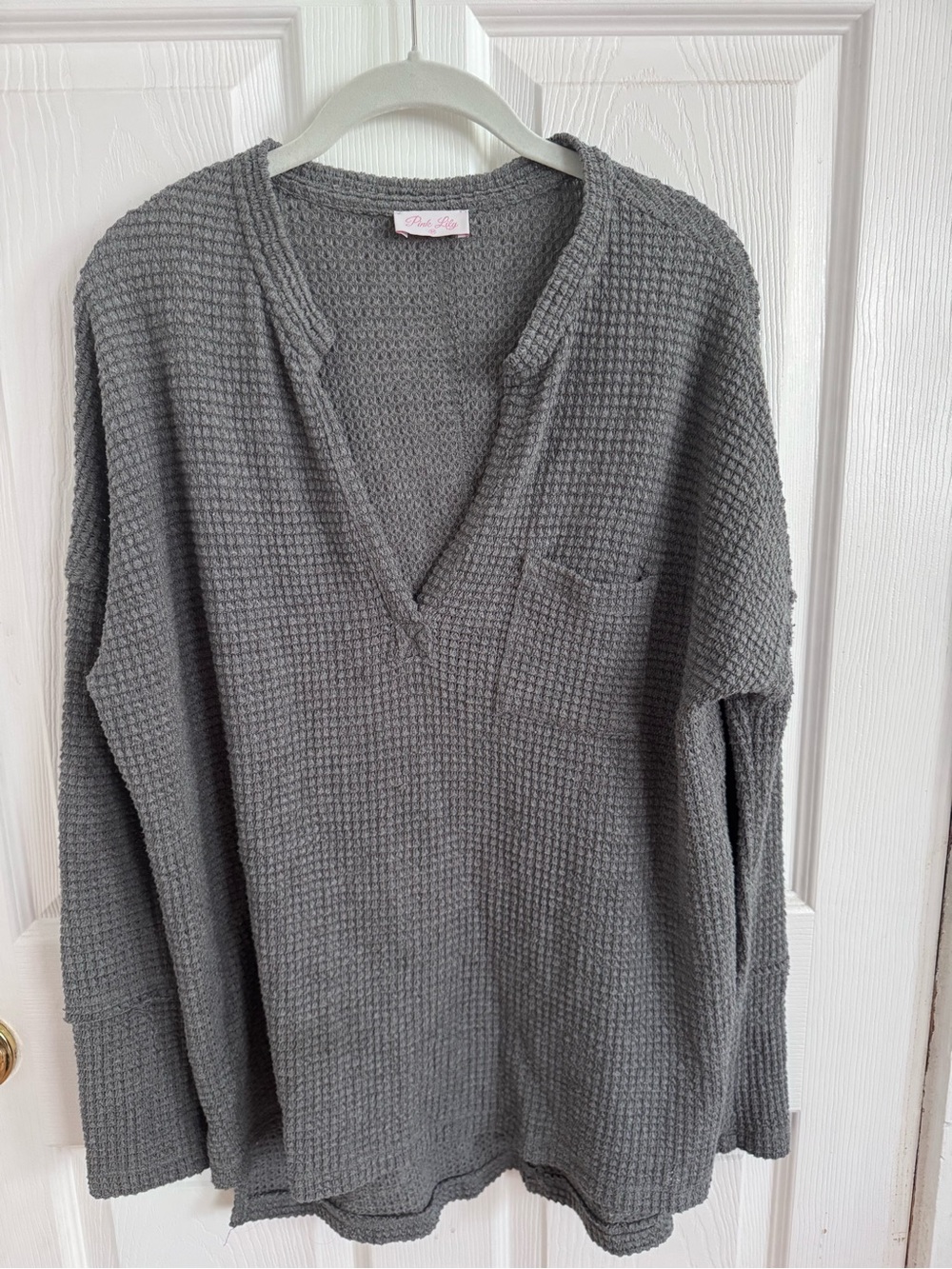 Pink Lily Men's Gray Waffle V-Neck Sweater
